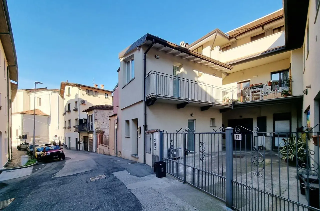 La Brezza Del Lago Marone Lägenhet